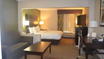 Individually furnished, desk, iron/ironing board, free WiFi