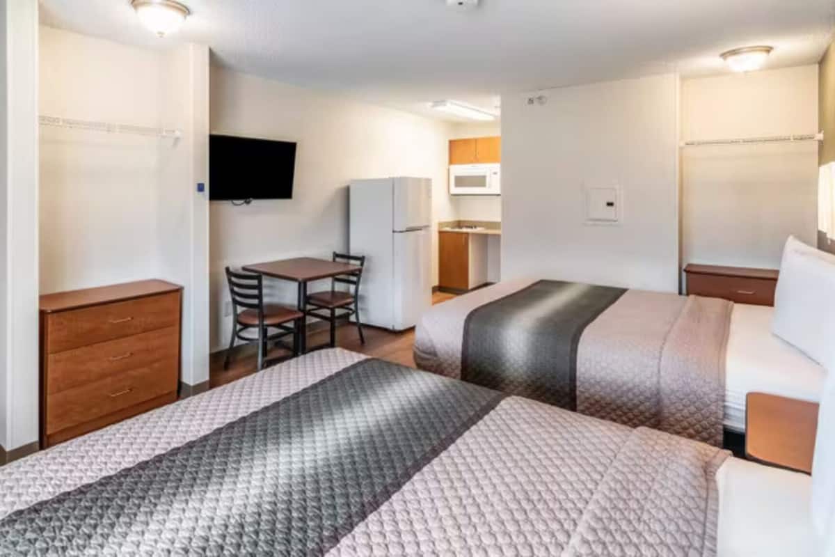 1 habitación, escritorio, cortinas blackout y wifi gratis