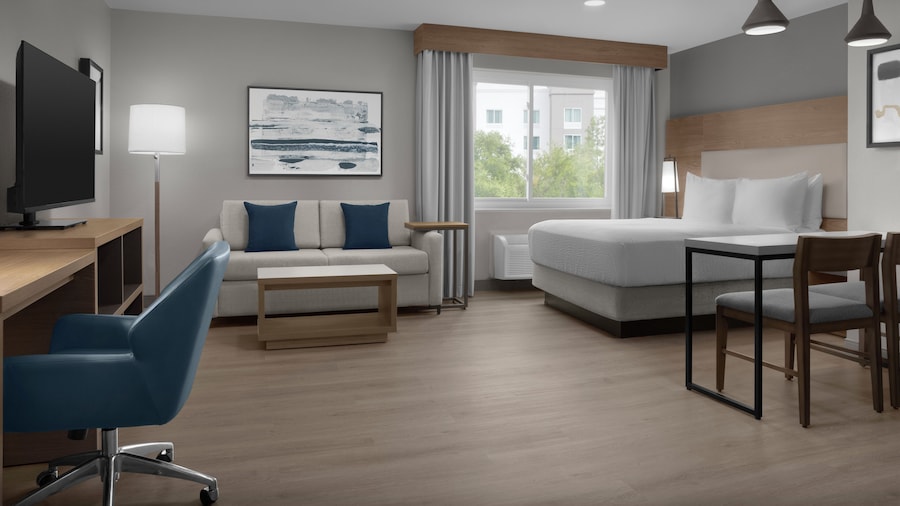 Candlewood Suites Jacksonville Southpoint by IHG