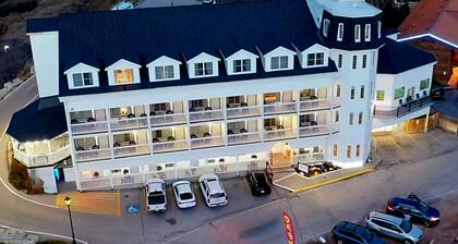 Roosevelt Inn Mount Rushmore