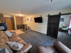 Familie suite | Verduisterende gordijnen, gratis wifi, beddengoed