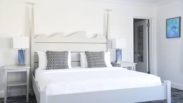 Premium bedding, Tempur-Pedic beds, in-room safe, individually decorated