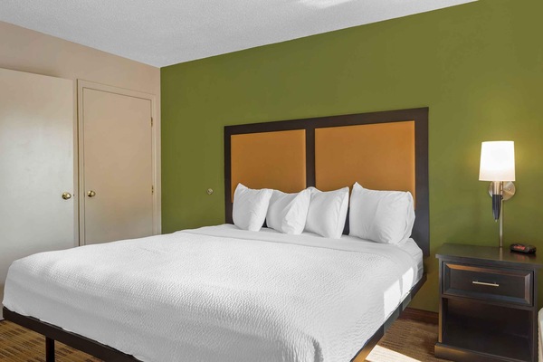 Pillowtop beds, desk, laptop workspace, iron/ironing board