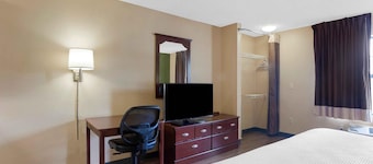 Extended Stay America Suites Chicago Lombard Yorktown Center