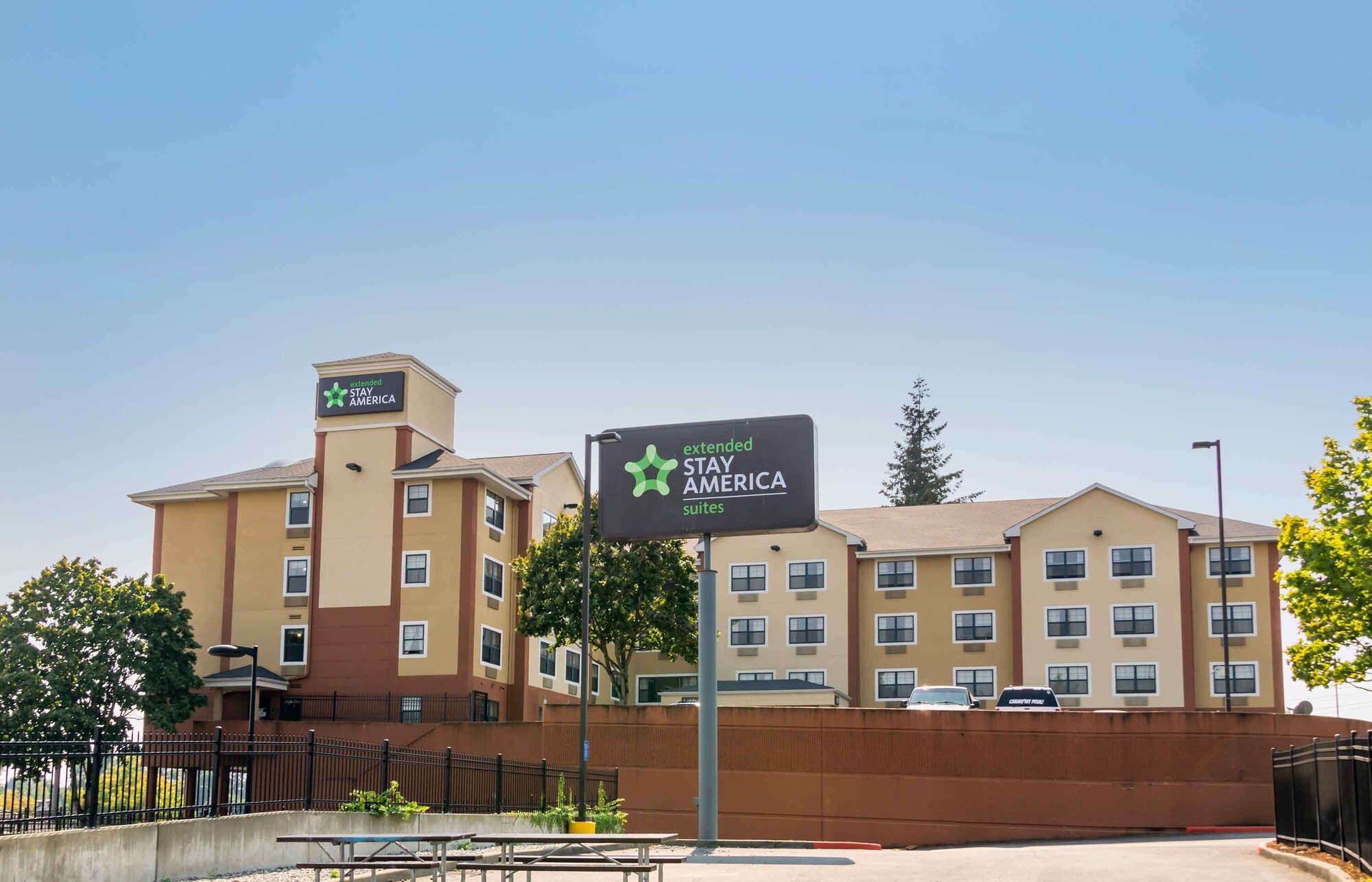 2 Star Hotels