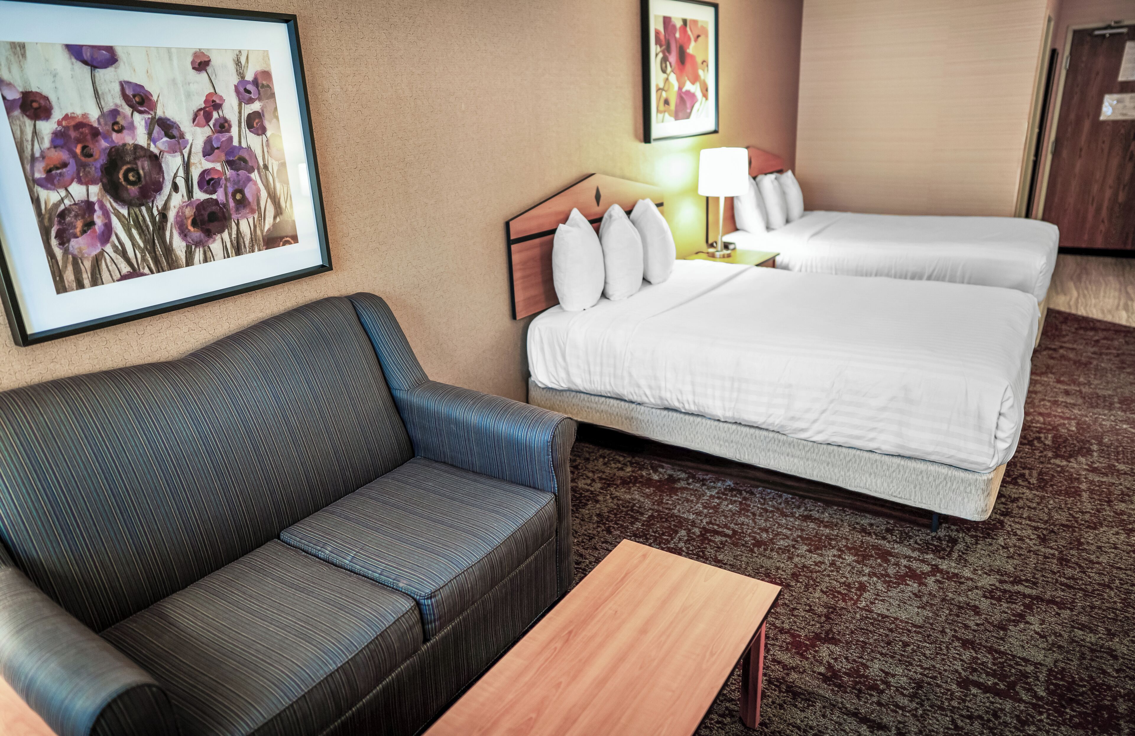 Photo - Crystal Inn Hotel & Suites - Midvalley