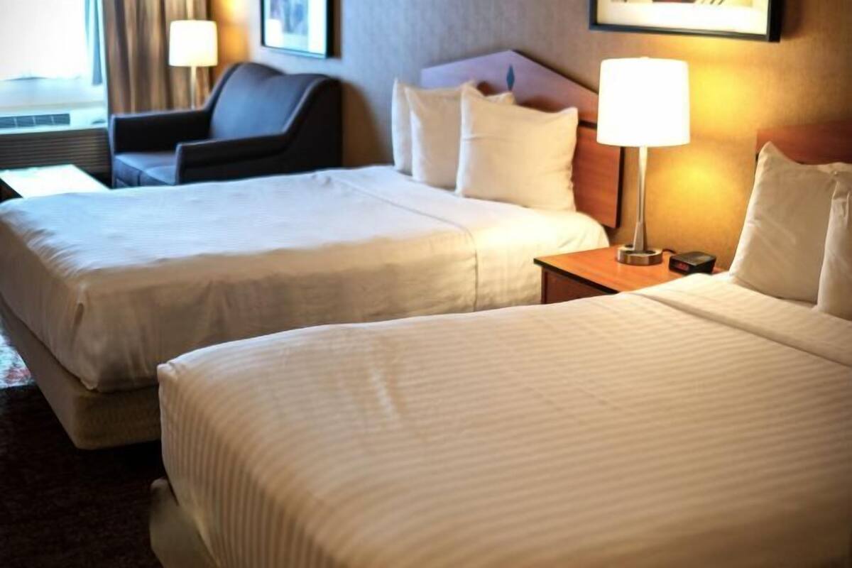 Premium bedding, pillowtop beds, in-room safe, desk