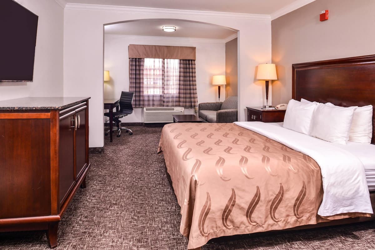 In-room safe, desk, iron/ironing board, cribs (surcharge)