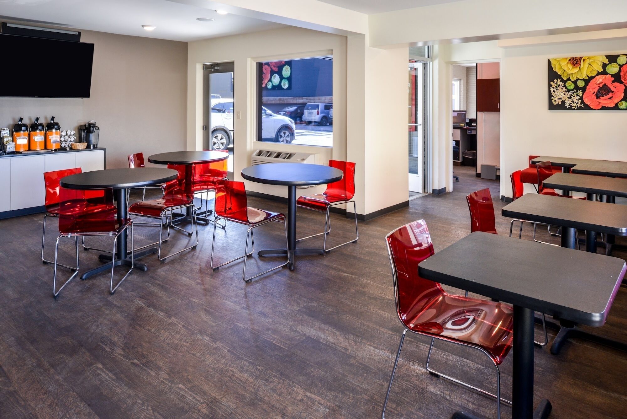 Free daily full breakfast