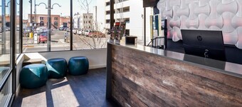 โรงแรมสตีมแพลนท์