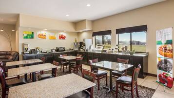 Tägliches inbegriffenes Frühstücksbuffet