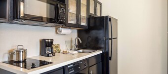 Sonesta Simply Suites Houston Brookhollow