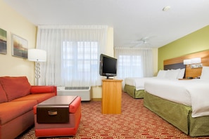 Studio, Multiple Beds | Desk, laptop workspace, blackout curtains, iron/ironing board