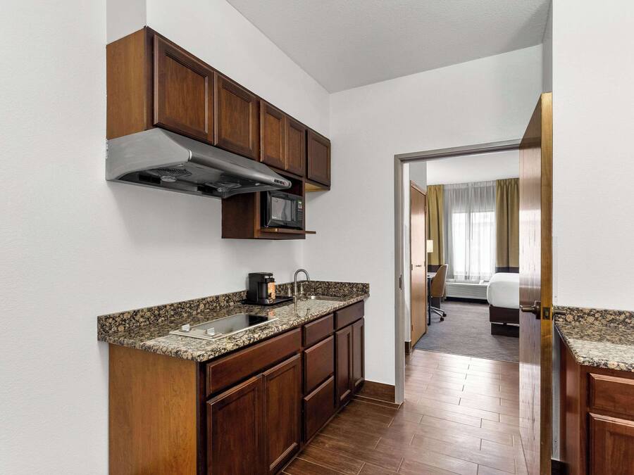 Efficiency, Suite, 2 Queen Beds, Non Smoking