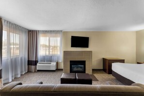 Premium bedding, pillowtop beds, desk, laptop workspace