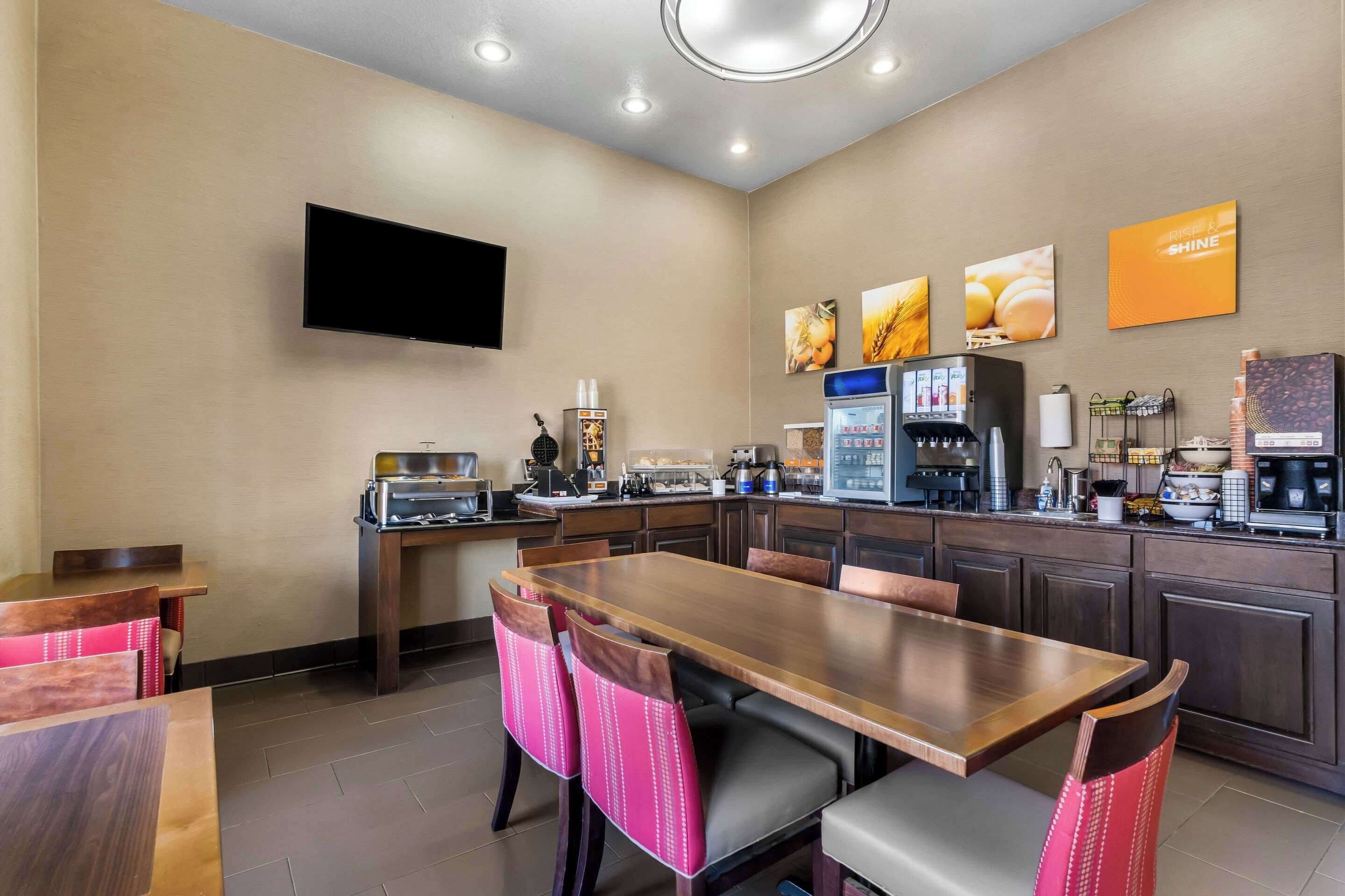 Café da manhã com buffet grátis