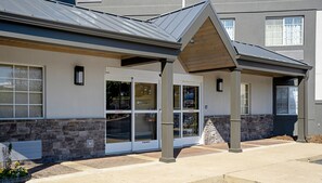 Exterior - MainStay Suites Chattanooga Hamilton Place (Chattanooga)