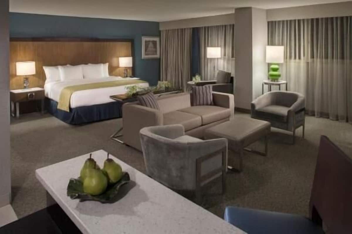 Pillow-top beds, in-room safe, desk, blackout curtains