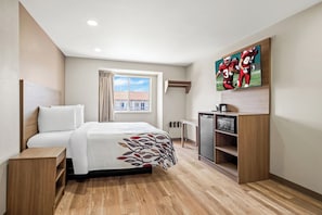 Desk, blackout drapes, iron/ironing board, free WiFi