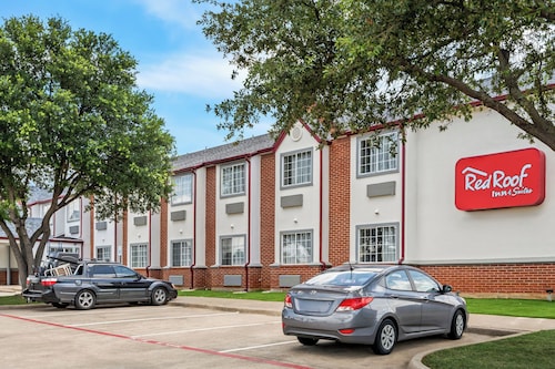 Red Roof Inn & Suites Euless - DFW Airport Southwest