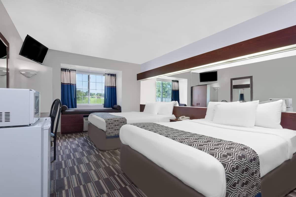 Standard Room, 2 Queen Beds, Non Smoking