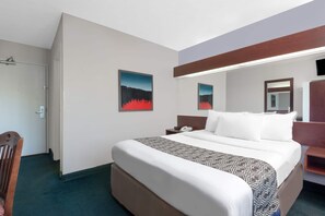 Standard Room, 1 Queen Bed, Non Smoking