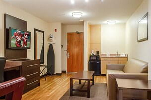 Televisión de pantalla plana de 32 pulgadas con canales por cable