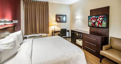 Red Roof Inn PLUS+ Raleigh Downtown – NCSU/Conv Center