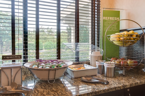 Free daily buffet breakfast