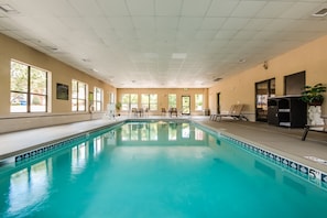Piscine intérieure