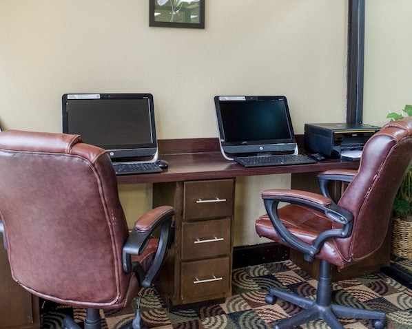 Business center - Quality Inn Cleveland, MS (Cleveland)
