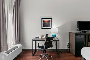 Room - Quality Inn Cleveland, MS (Cleveland)