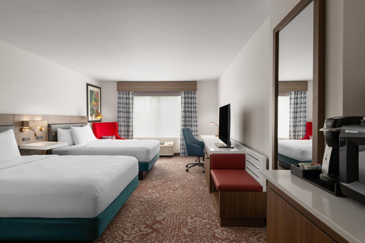 In-room safe, iron/ironing board, free cots/infant beds
