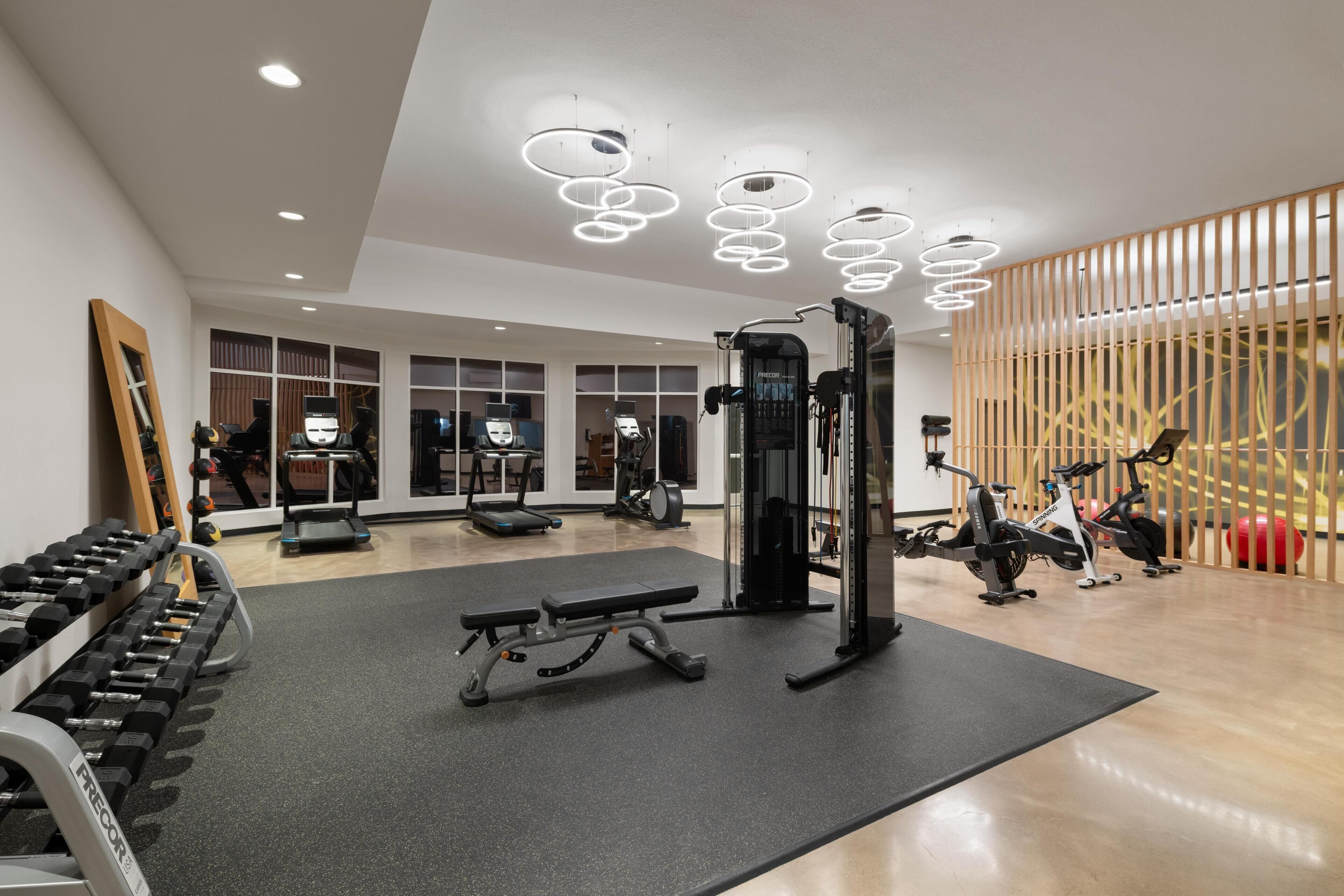 Photo - Hilton Garden Inn Portland Airport