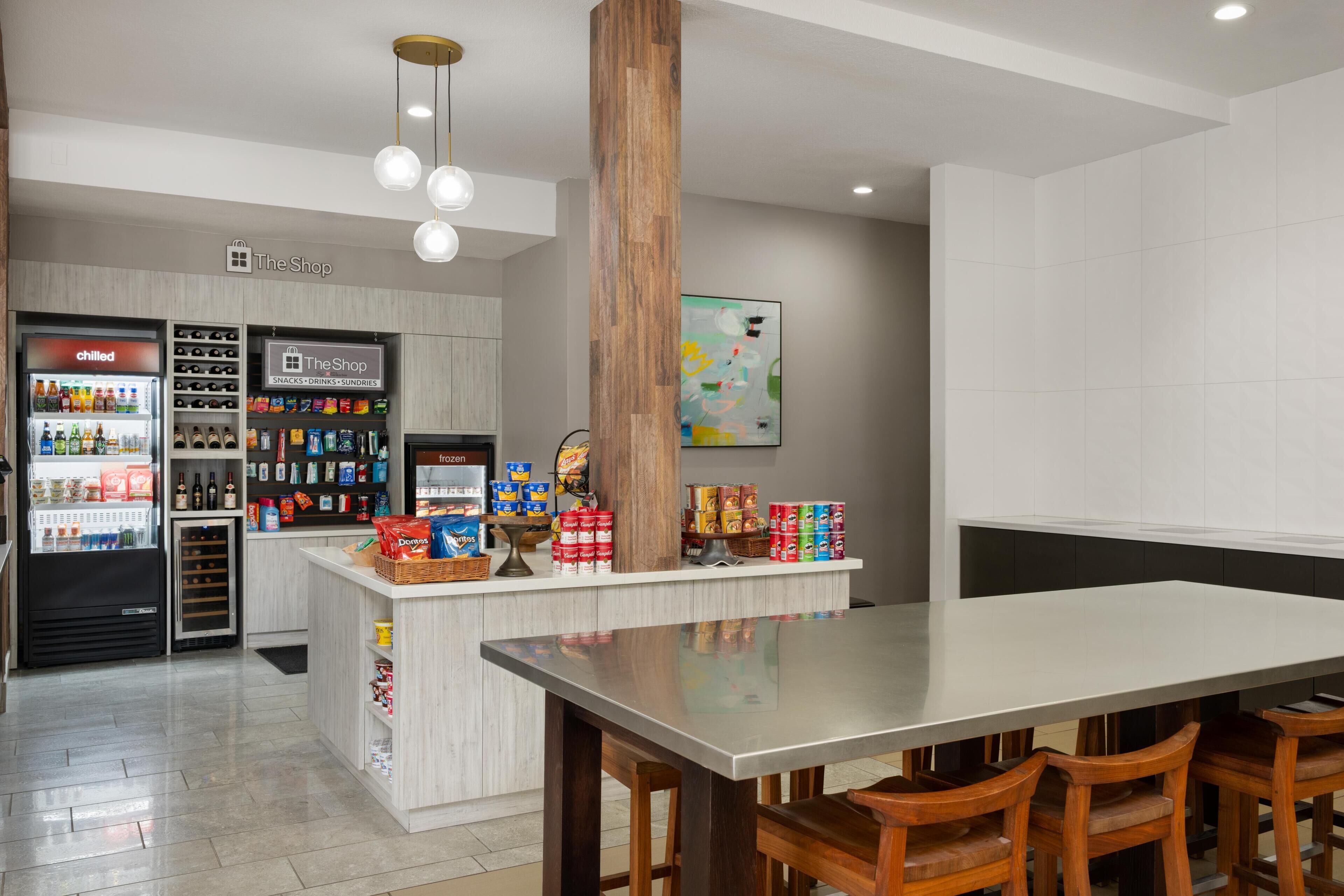 Photo - Hilton Garden Inn Portland Airport