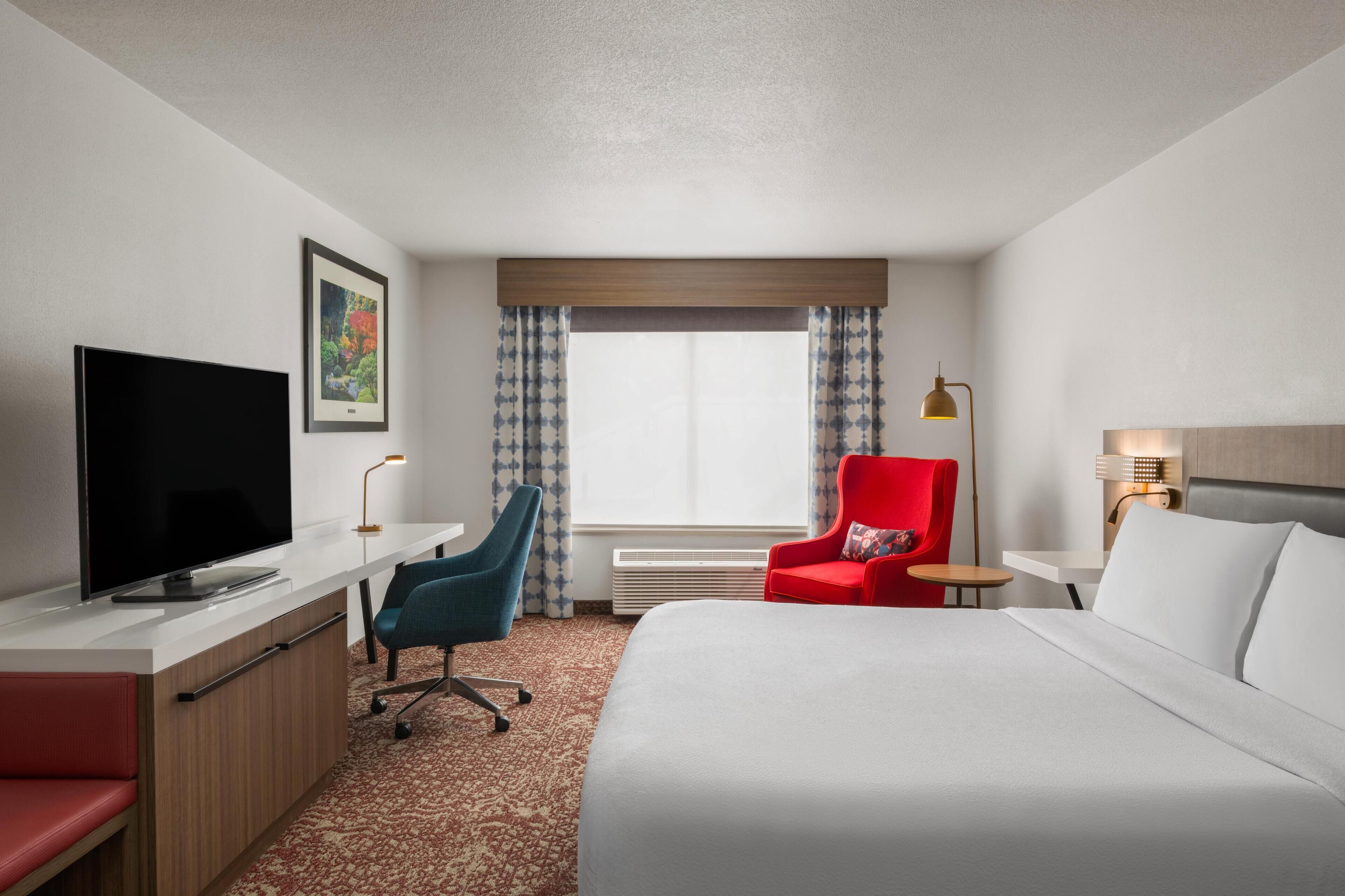 Room, Accessible | In-room safe, iron/ironing board, free cribs/infant beds