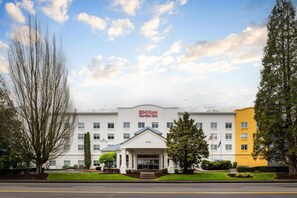 Exterior - Hilton Garden Inn Portland Airport (Portland)