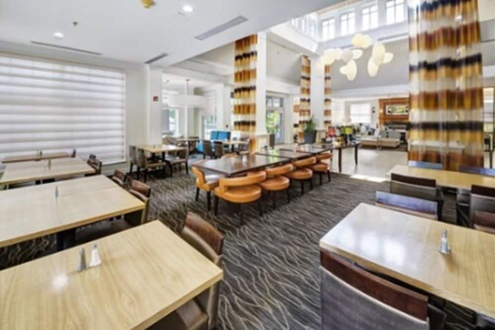 Hilton Garden Inn Portland Airport
