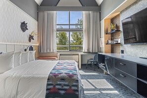 1 Schlafzimmer, hochwertige Bettwaren, Zimmersafe, Schreibtisch