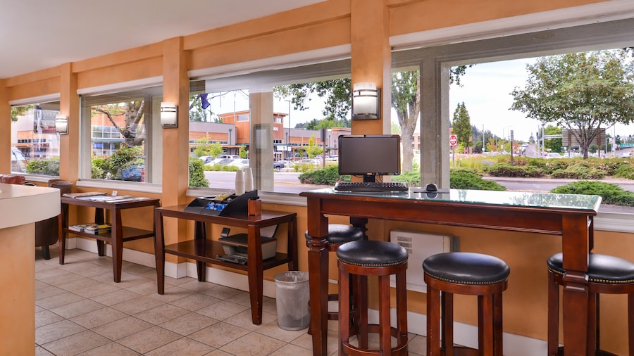 Campus Inn & Suites Eugene Downtown