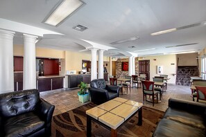 Lobby - Red Roof Inn San Marcos (San Marcos)