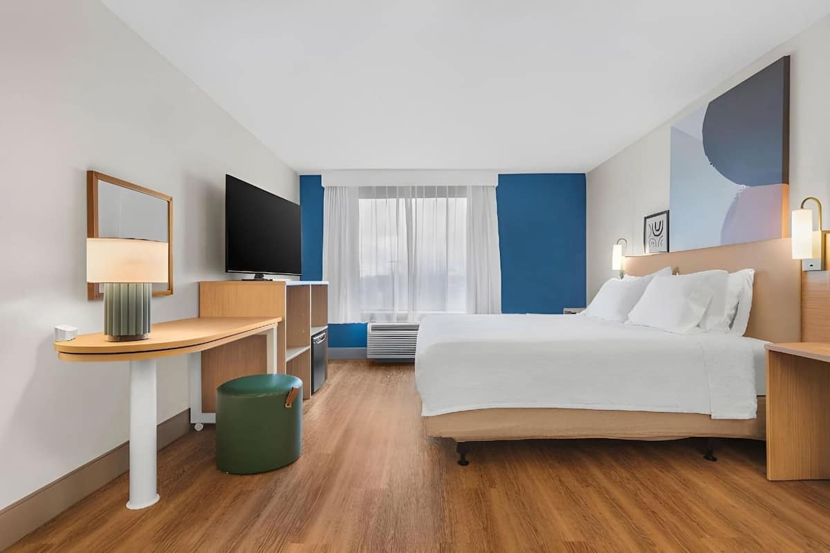 In-room safe, desk, iron/ironing board, cribs (free)