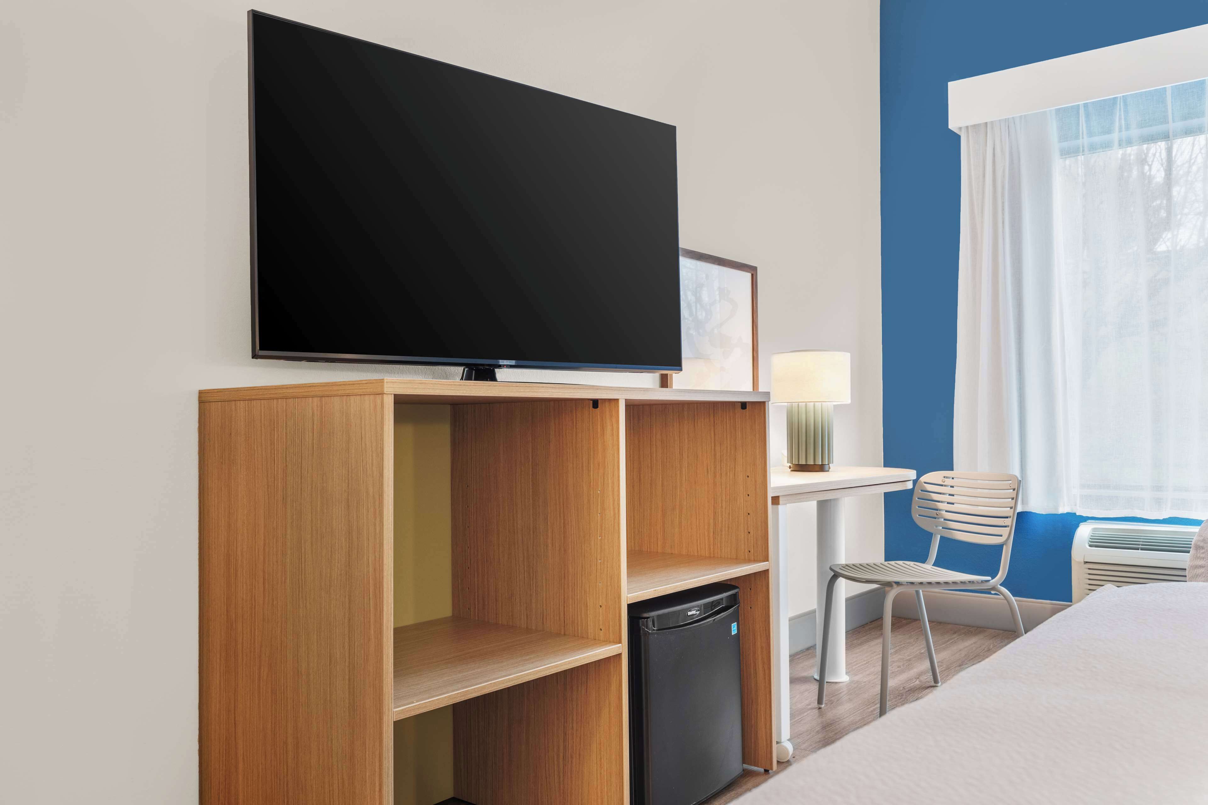 in-room safe, desk, iron/ironing board, free cots/infant beds