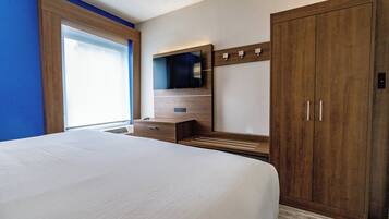 In-room safe, desk, laptop workspace, iron/ironing board