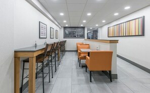 Buffet déjeuner gratuit