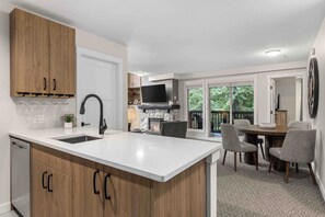 #305 Lost Lake 2 Bedroom | Private kitchen | Full-size fridge, microwave, oven, coffee/tea maker - Lost Lake Lodge by Whistler Premier (Whistler)