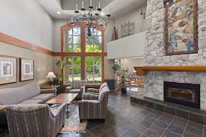 Property grounds - Lost Lake Lodge by Whistler Premier (Whistler)