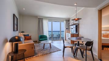 Hypo-allergenic bedding, in-room safe, soundproofing, iron/ironing board