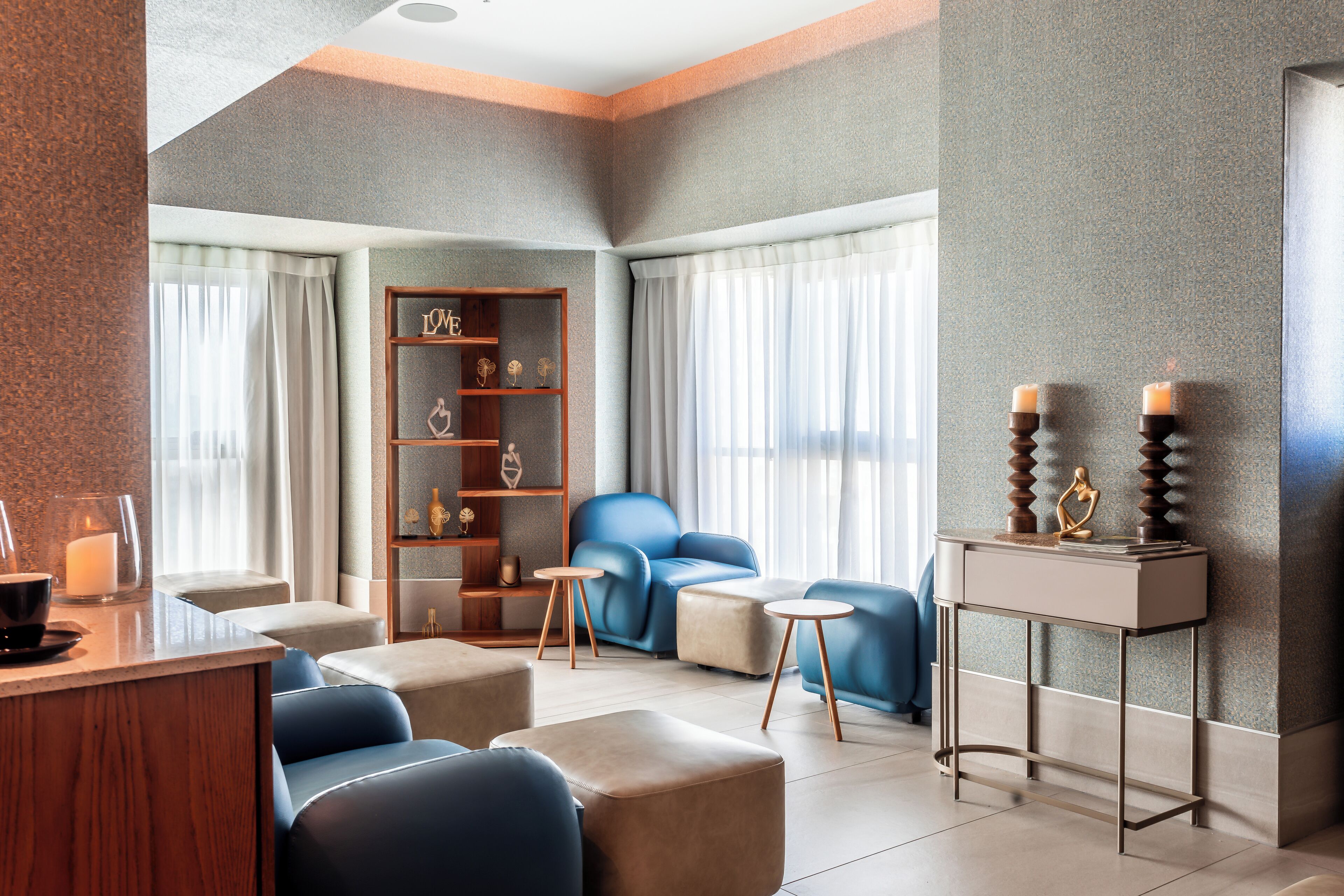 couples treatment room(s), aromatherapy, hot stone massages