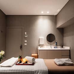 Couples treatment room(s), aromatherapy, hot stone massages